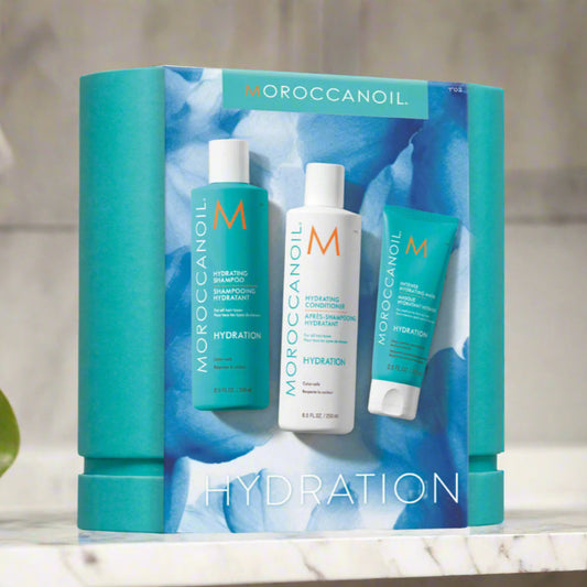 Lily and Co Essentials – Moroccanoil Spring Kit 2025 Hydration with shampoo, conditioner, treatment oil, and cosmetic bag.